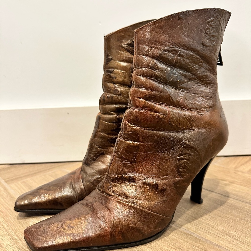 Vintage Loriblu leather boots